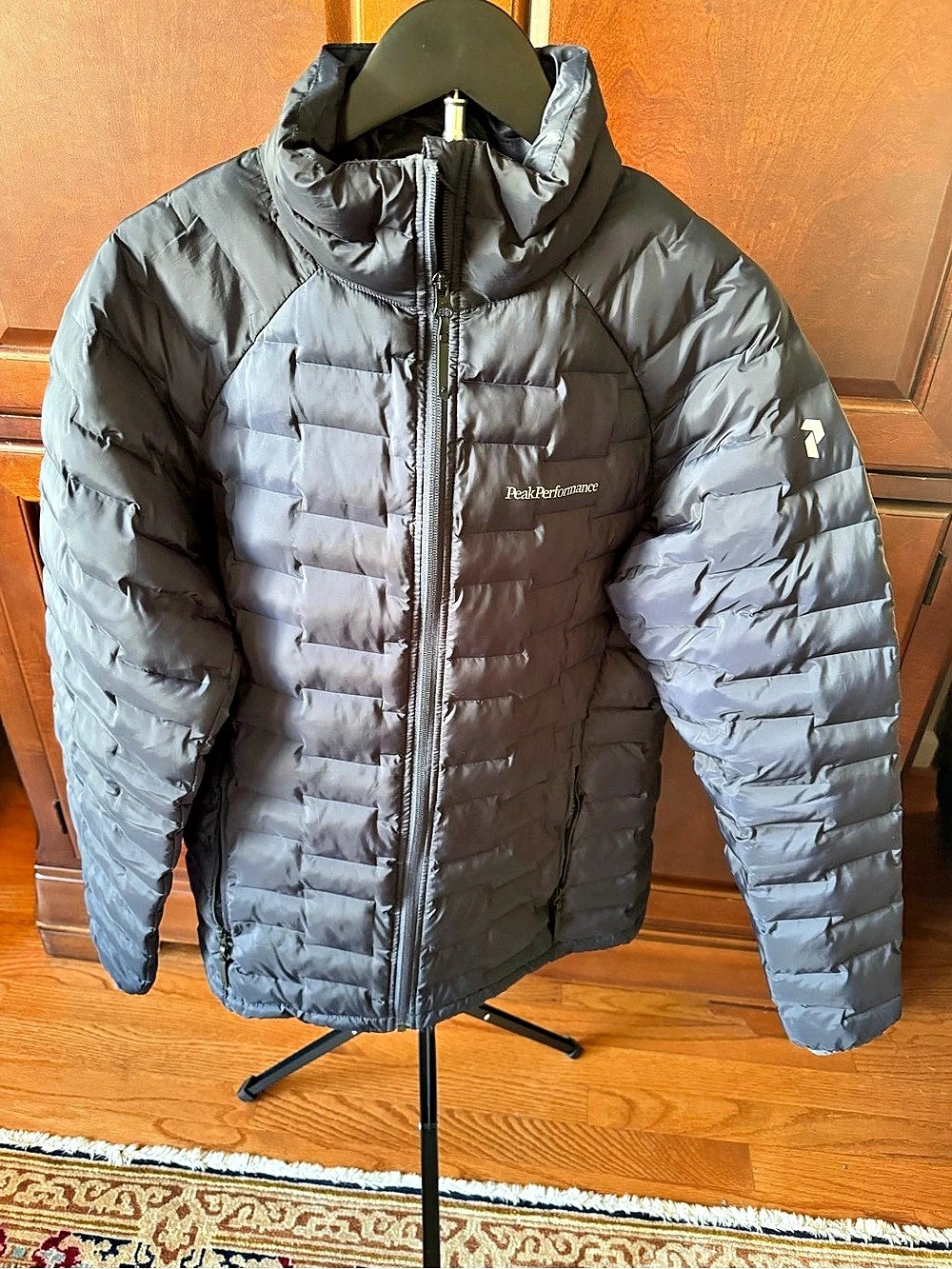 Peak Performance Margotli Puffer Jacket Charcoal Medium Like New